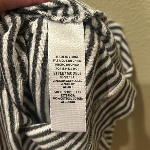 Splendid woman's black and white cropped striped tee shirt - Picture 7 of 8